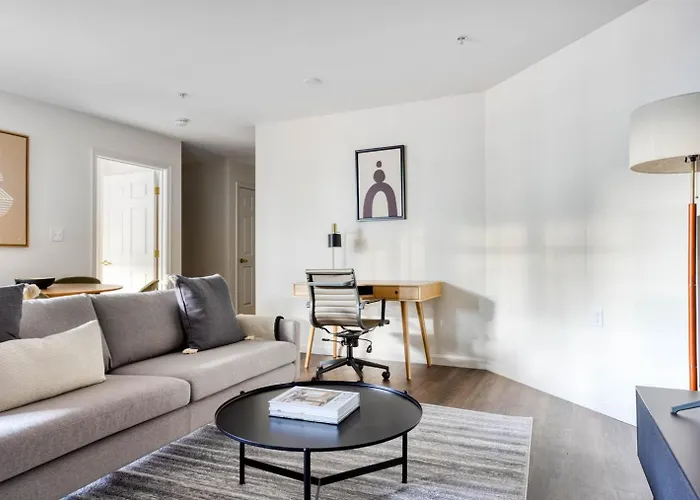 Central Square 2Br W Gym Nr T Bos-819